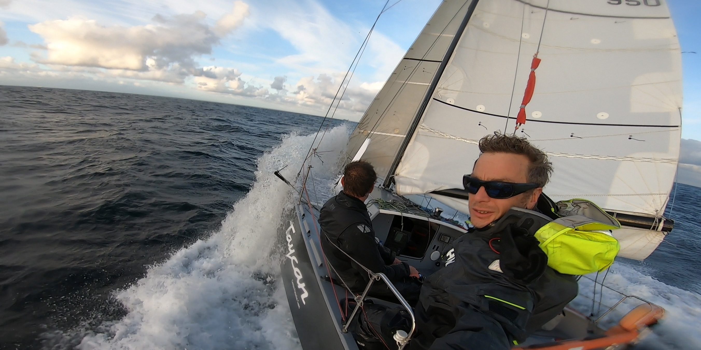 Course_au_large_voile_mini_calvados_cup_nicolas_boidevezi