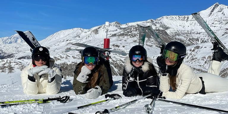 2022-ski-school_nicolas_boidevezi_NB-Skiing_ski-touring_La-Thuile_La-ROsiere_Tignes_Val-d-Isere_clients-12